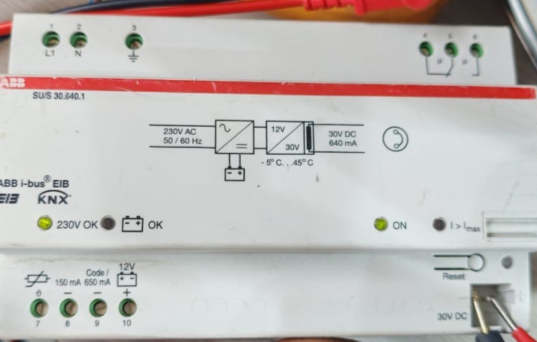 ABB GH Q631 0049 R011 ABB i-bus KNX SU/S 30.640.1 UNINTERRUPTIBLE EIB POWER SUPPLY GH Q631 0049 R011 2