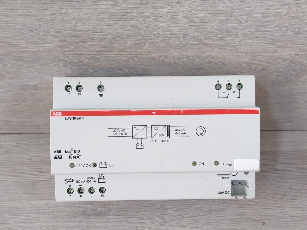 ABB GH Q631 0049 R011 ABB i-bus KNX SU/S 30.640.1 UNINTERRUPTIBLE EIB POWER SUPPLY GH Q631 0049 R011 3