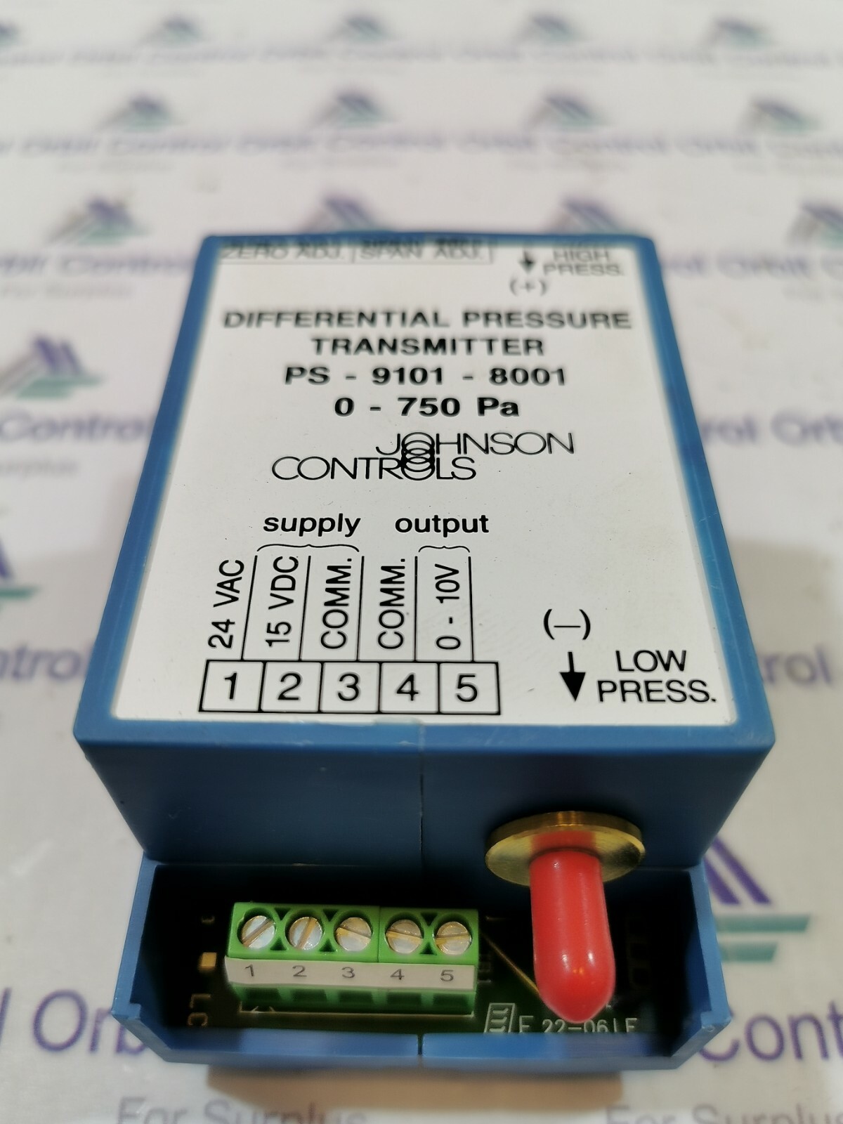 Johnson Controls PS-9101-8001 JOHNSON CONTROLS PS-9101-8001 DIFFERENTIAL PRESSURE TRANSMITTER / L0637 2