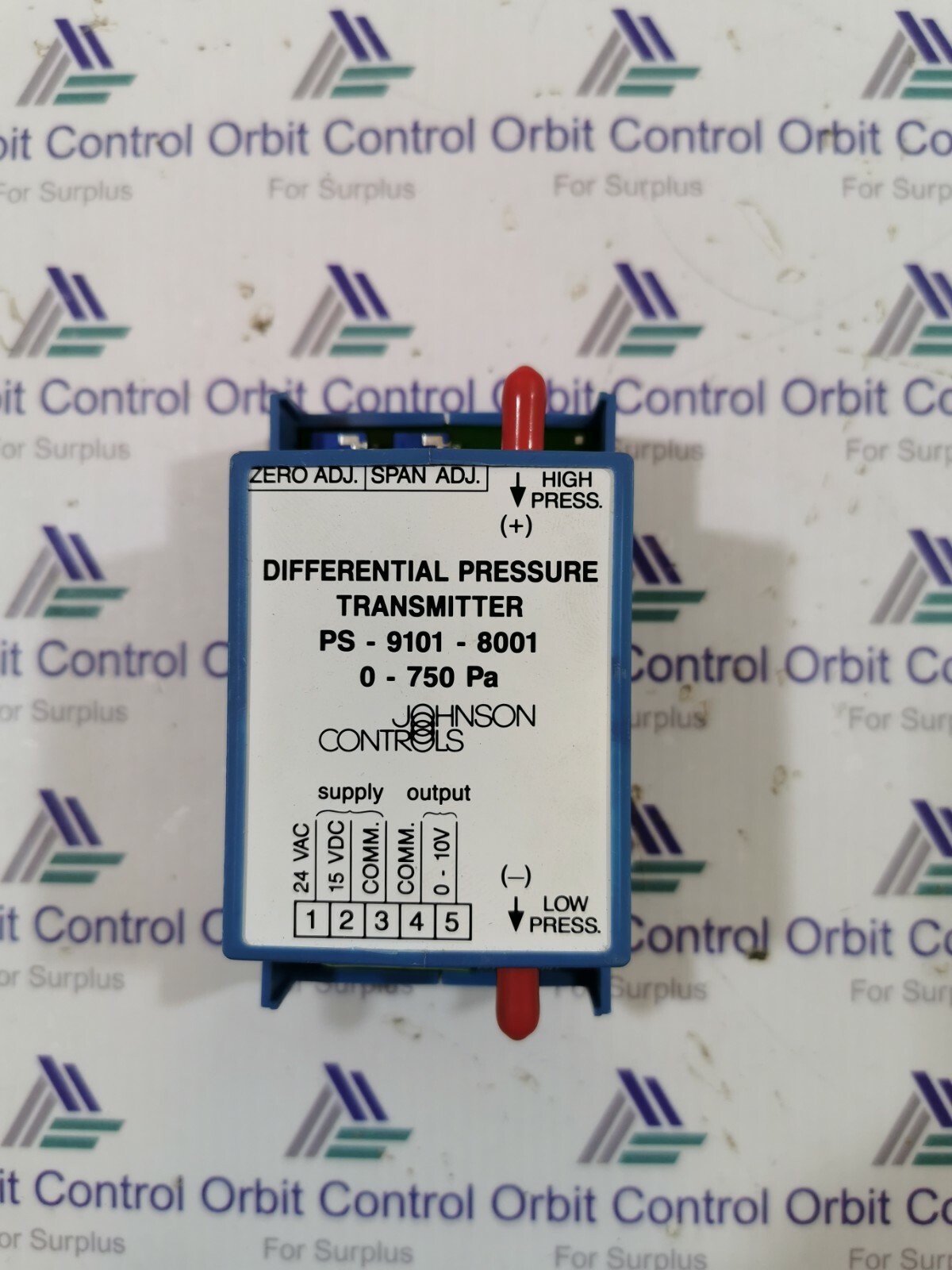 JOHNSON CONTROLS PS-9101-8001 DIFFERENTIAL PRESSURE TRANSMITTER / L0637