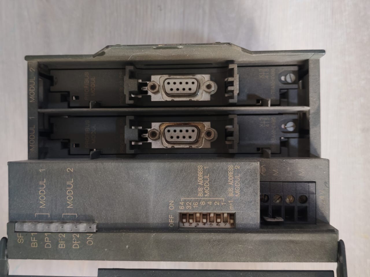 Siemens 6ES7-153-3AA01-0XB0 SIEMENS 6ES7 153-3AA01-0XB0 SIMATIC ET 200M INTERFACE MODULE 5