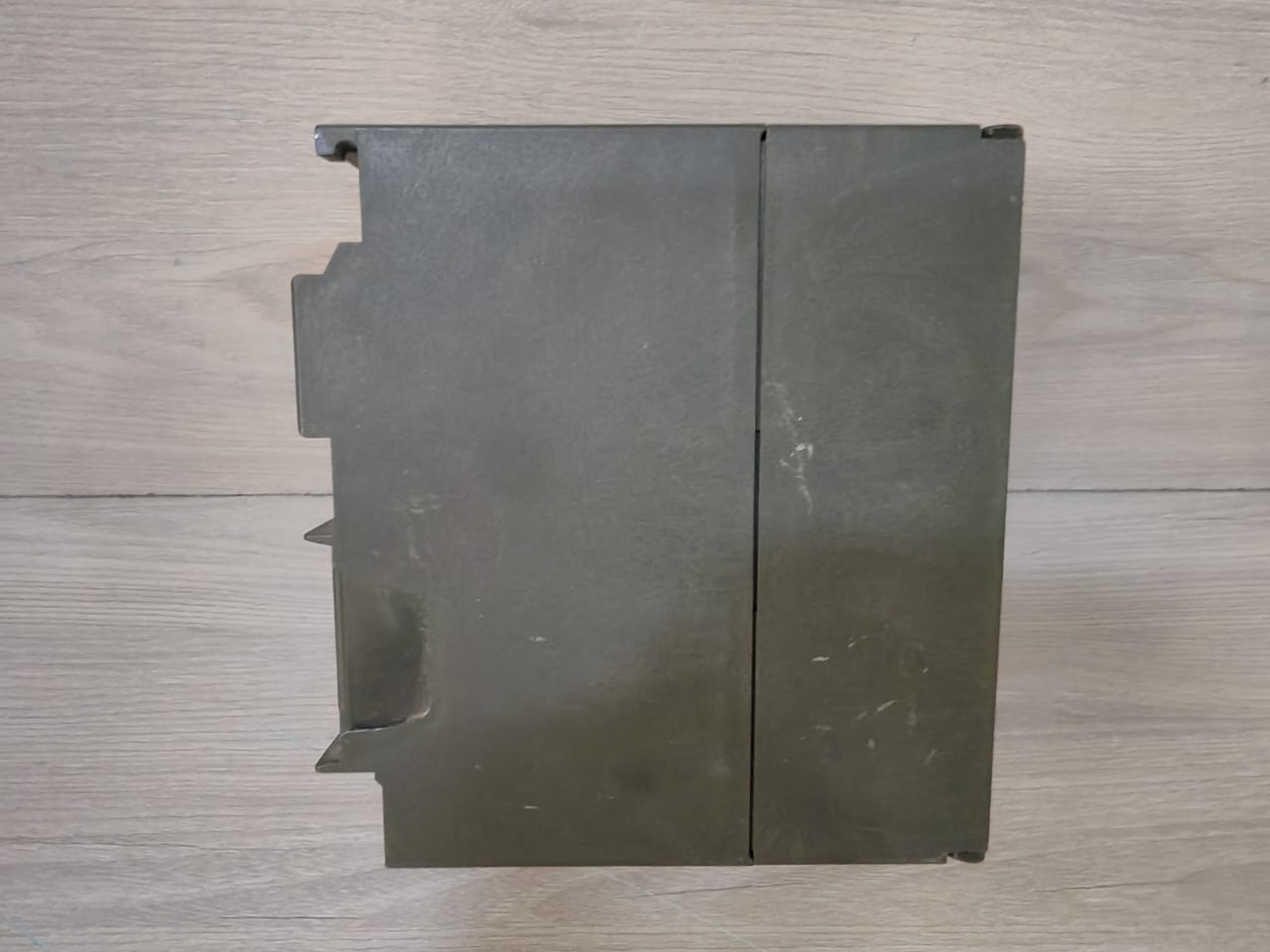 Siemens 6ES7-153-3AA01-0XB0 SIEMENS 6ES7 153-3AA01-0XB0 SIMATIC ET 200M INTERFACE MODULE 6
