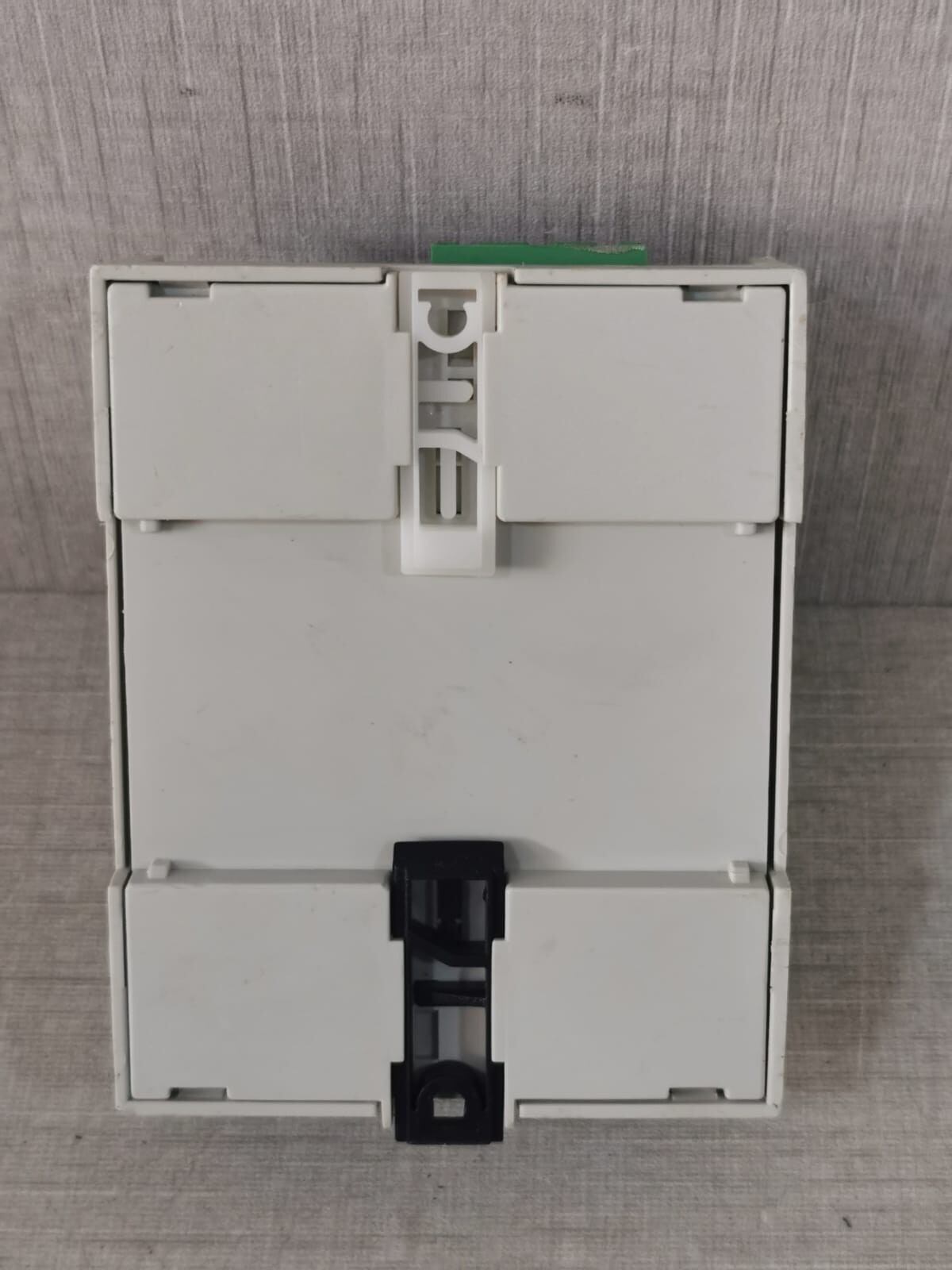 KNX 16 mA KNX POWER SUPPLY 160 mA TOTAL AUTOMATION 9