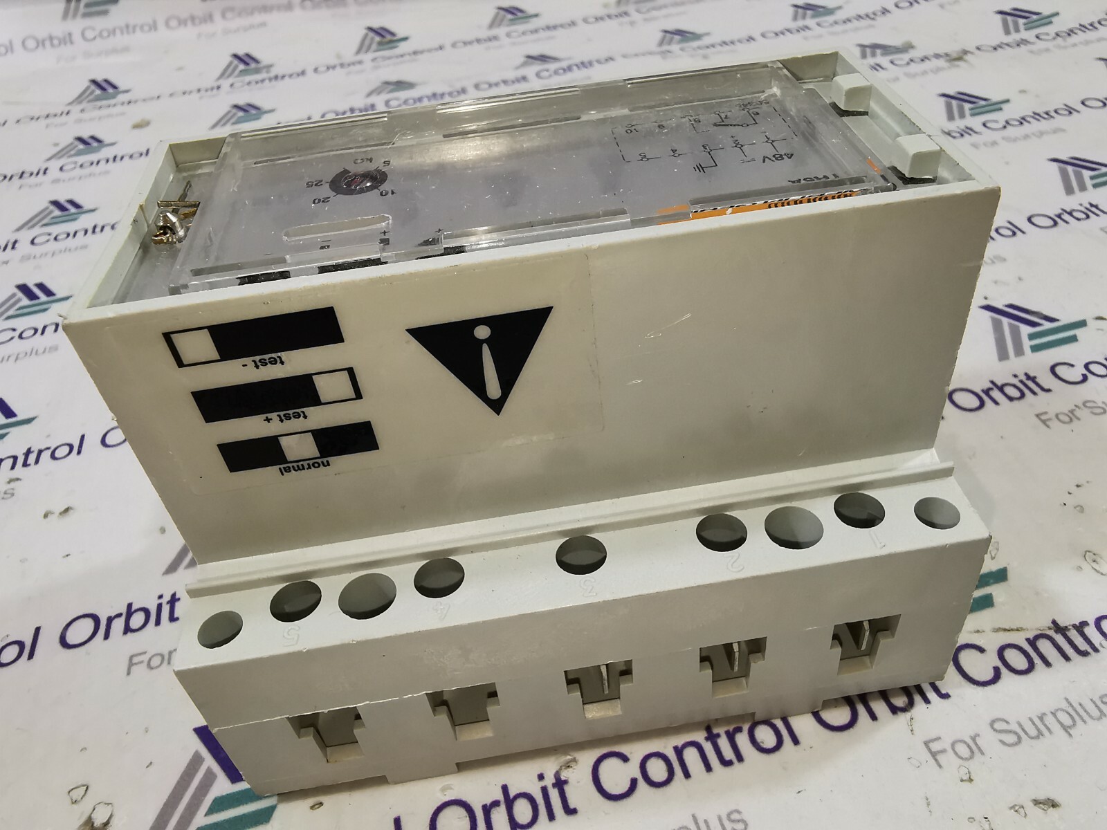 Schneider Electric TR5A Vigilohm TR5A 48V Permanent insulation monitoring device Merlin Gerin 3