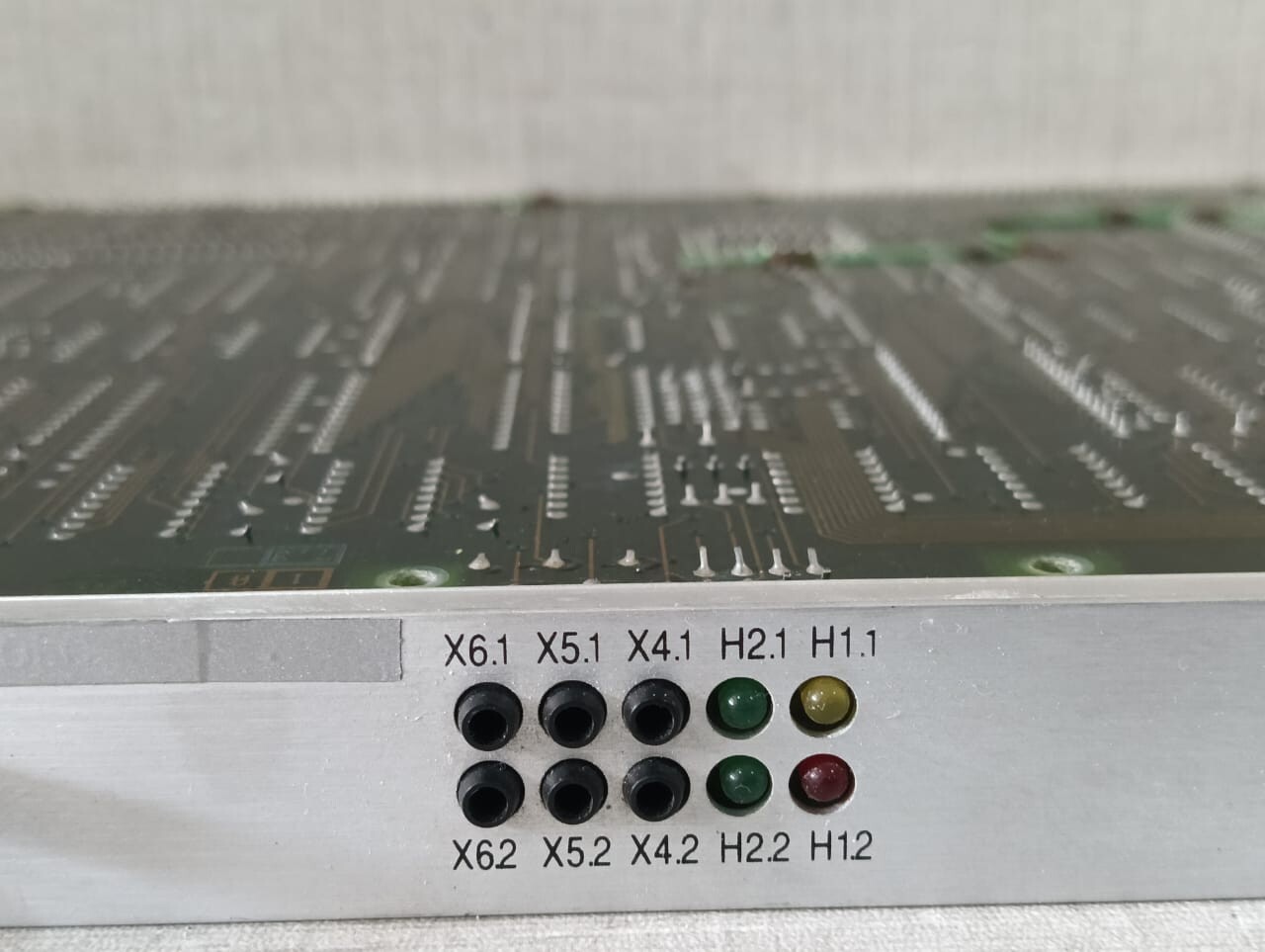 Siemens 9811-2BE52 SIEMENS 6SC 9811-2BE52 / 459001.9214.52-WITH BROKEN CONNECTOR CLIP 4