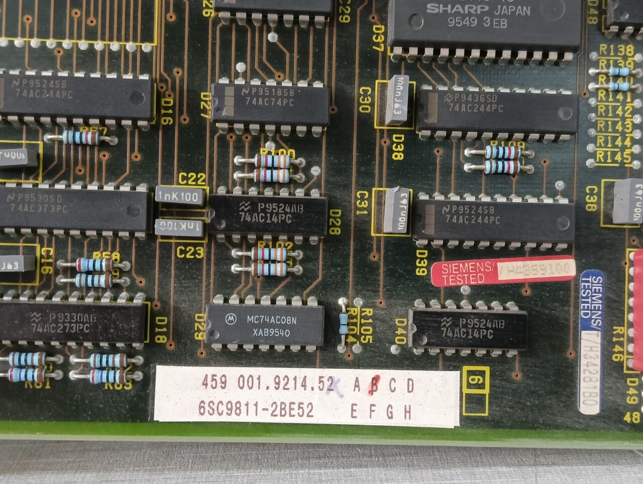 Siemens 9811-2BE52 SIEMENS 6SC 9811-2BE52 / 459001.9214.52-WITH BROKEN CONNECTOR CLIP 7