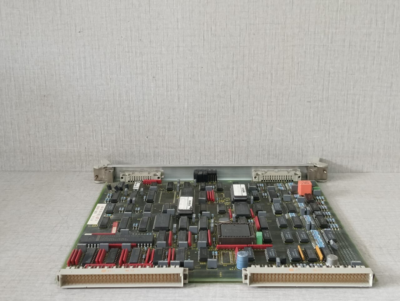 Siemens 9811-2BE52 SIEMENS 6SC 9811-2BE52 / 459001.9214.52-WITH BROKEN CONNECTOR CLIP 10