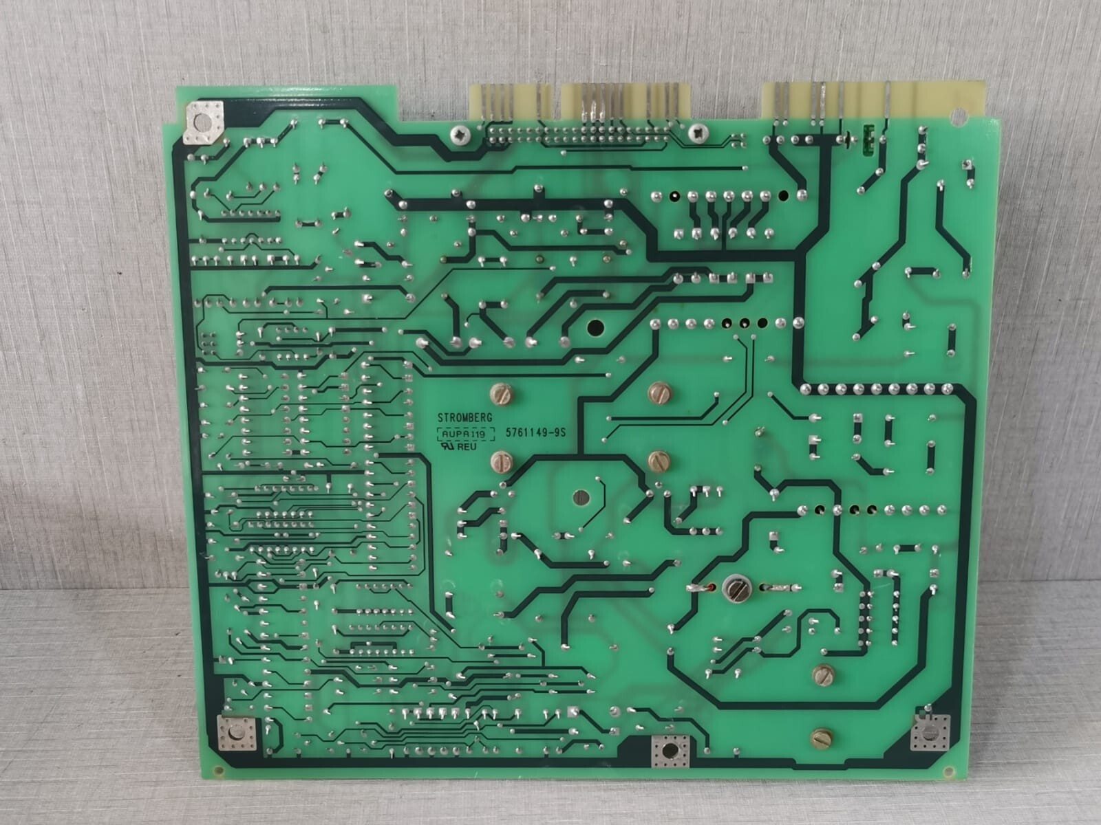 STROMBERG 5761149-9S STROMBERG 5761149-9S DRIVE BOARD 8