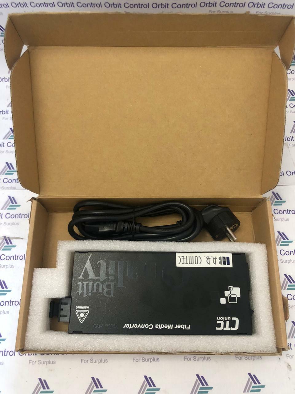 Media Converter FMC-10 CTC FMC-10/100-SC002 / AC FIBER MEDIA CONVERTER 4