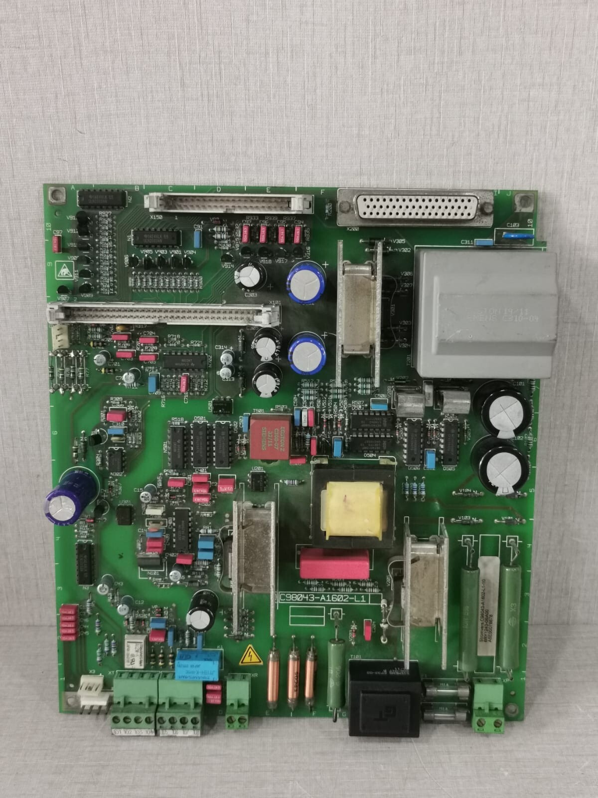 Siemens C98043-A1602-L1-10 Siemens C98043-A1602-L1-10 9