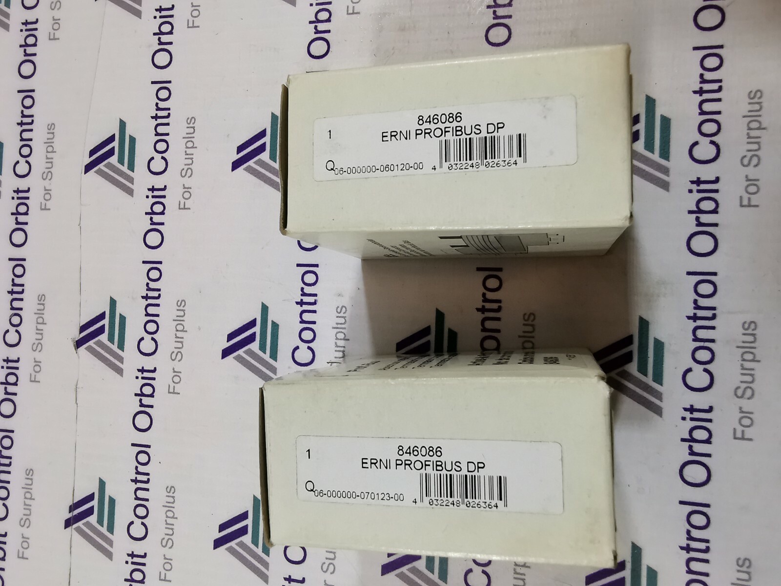 ERNI DP-846086 ERNI PROFIBUS DP 846086 2