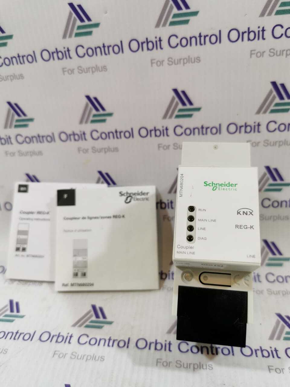 Schneider Electric MTN680204 Schneider Electric MTN680204 Coupler KNX REG-K 3