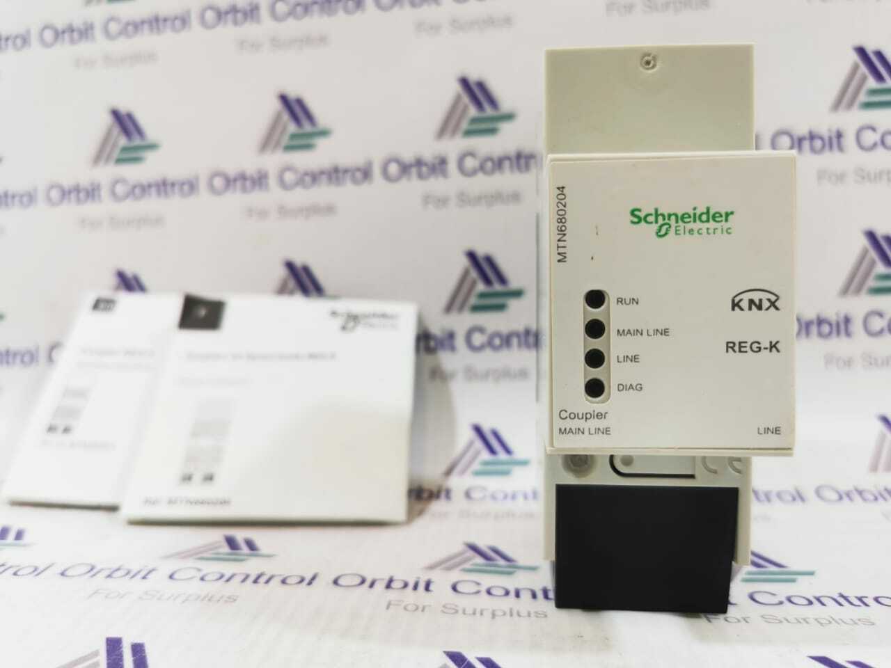 Schneider Electric MTN680204 Schneider Electric MTN680204 Coupler KNX REG-K 4