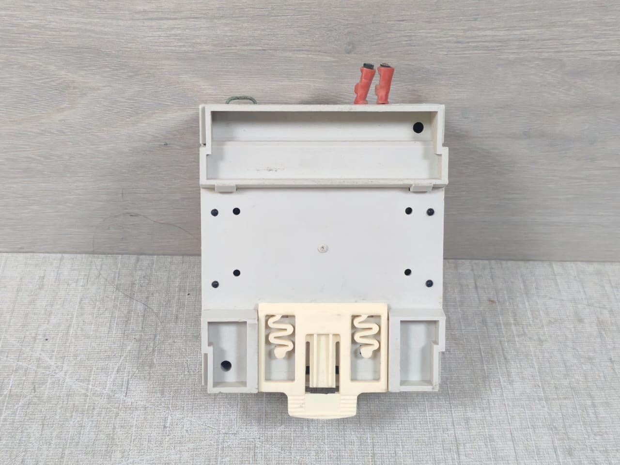 BTICINO G701/2 Bticino G701/2 Earth Leakage Relays 230V-50-60Hz 8