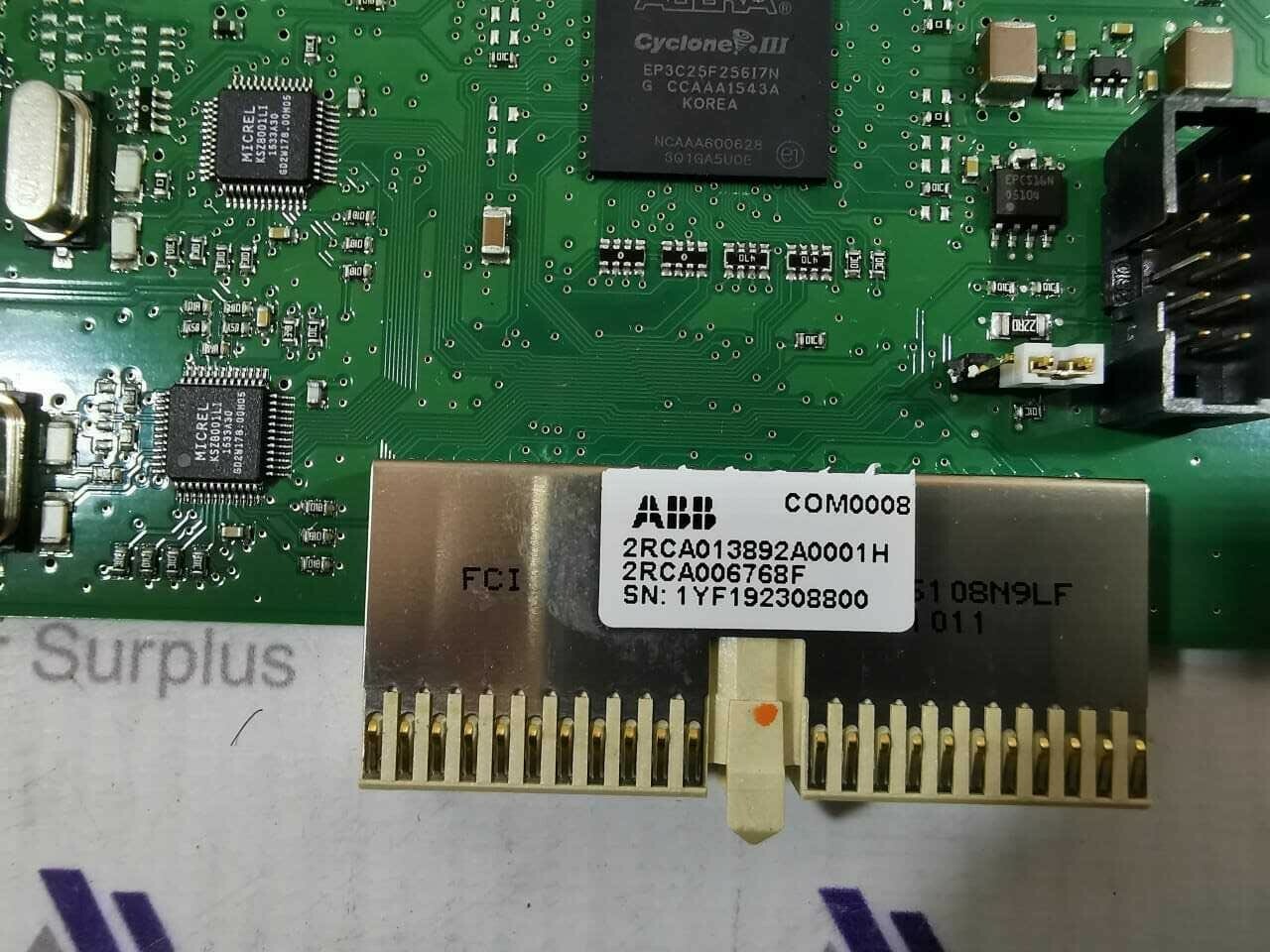 ABB COM0008 ABB COM0008 2RCA013892A0001H / 2RCA006768 F PC BOARD 3