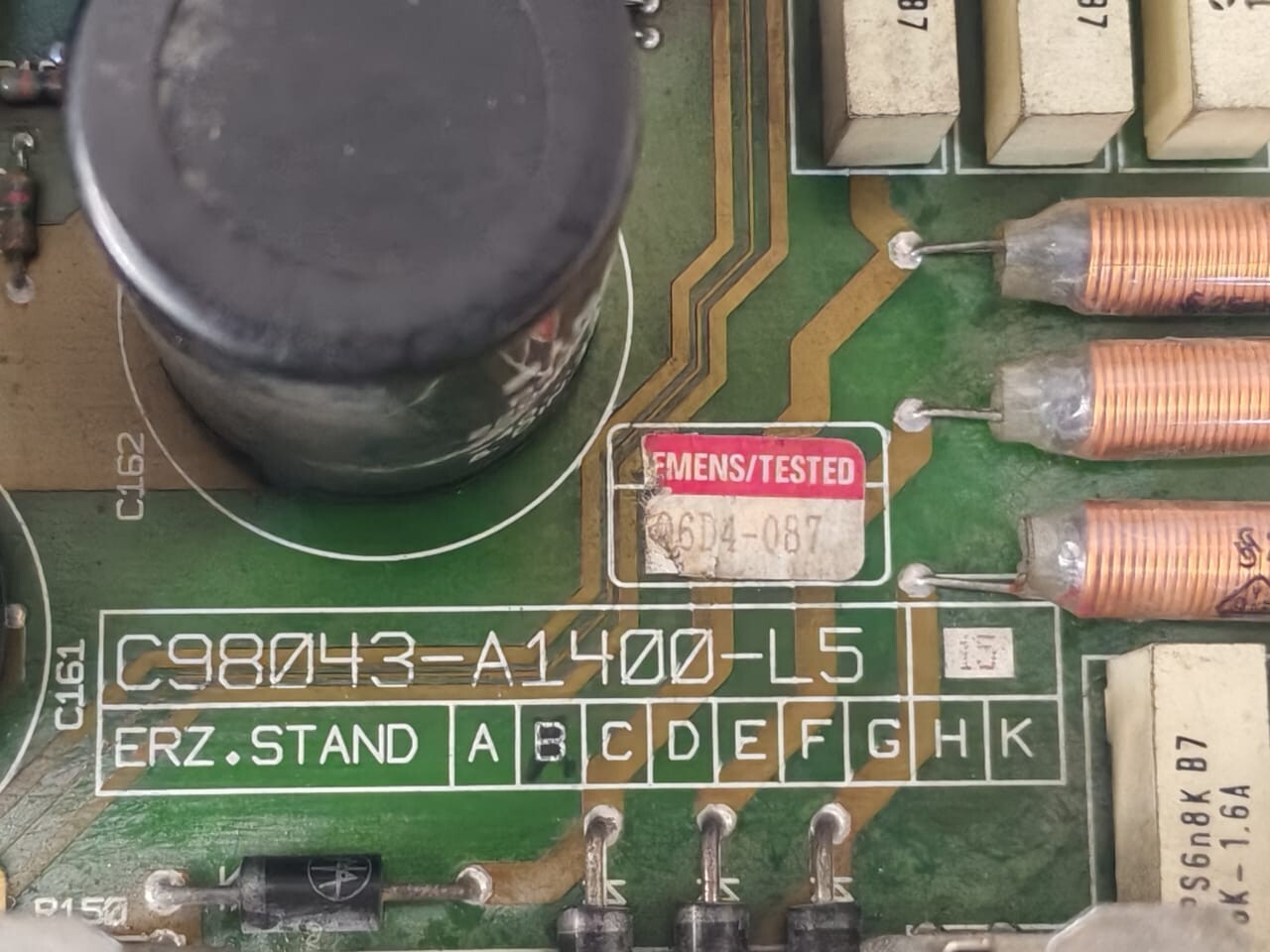 Siemens C98043-A1400-L5 SIEMENS C98043-A1400-L5 EXPANSION MODULE-WITH BROKEN TERMINAL CONNECTOR 2