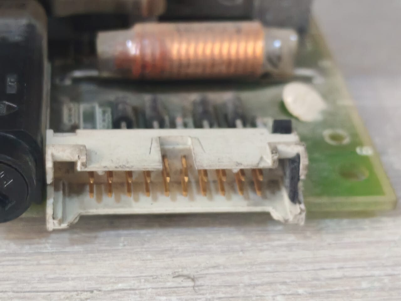 Siemens C98043-A1400-L5 SIEMENS C98043-A1400-L5 EXPANSION MODULE-WITH BROKEN TERMINAL CONNECTOR 3