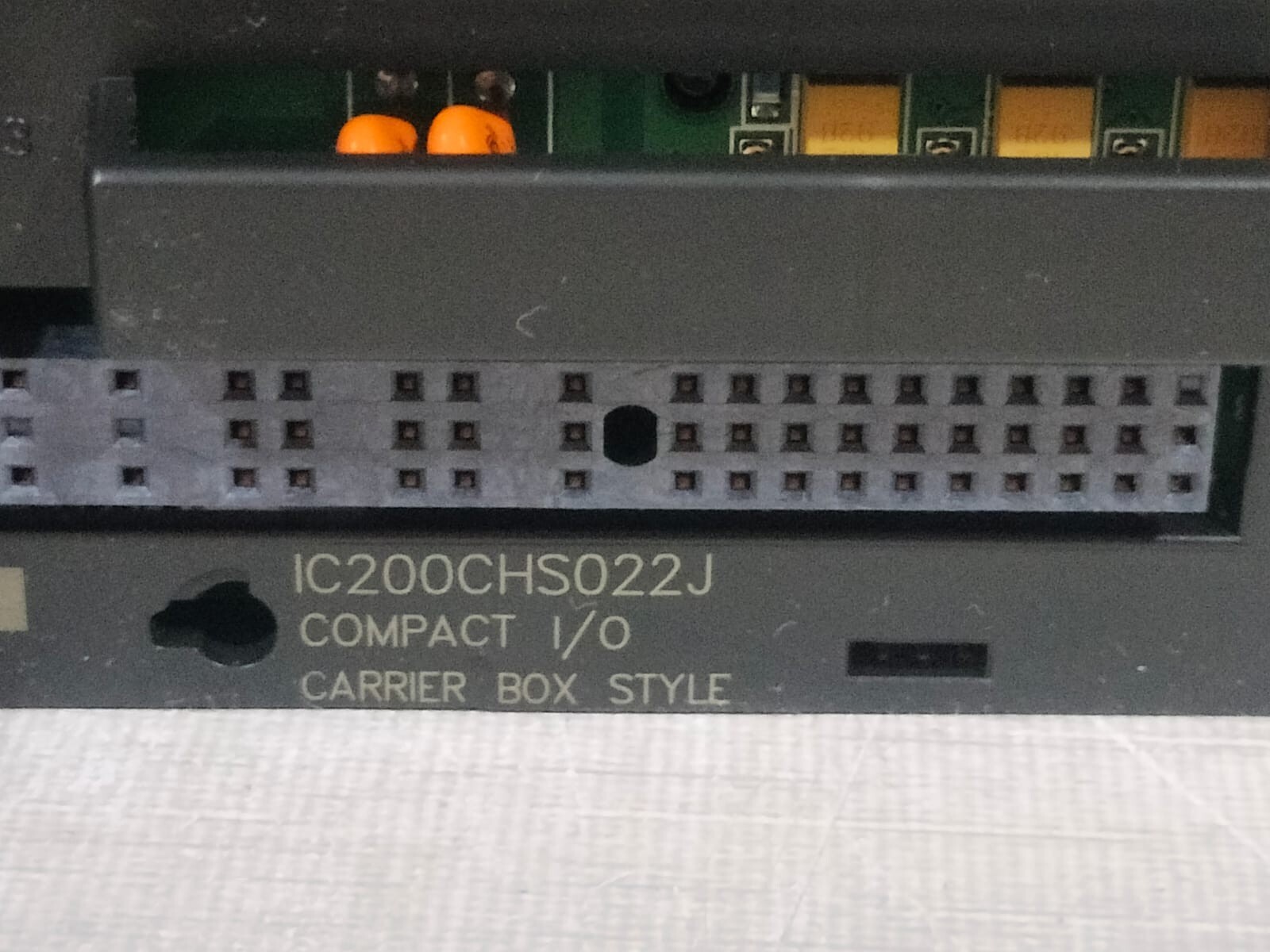 GE FANUC IC200CHS022J GE FANUC IC200CHS022J I/O CARRIER BOX STYLE 4