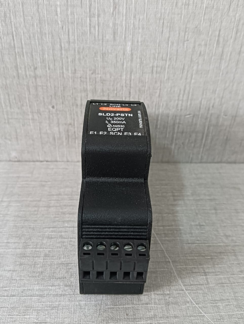 NOVARIS SLD2-PSTN NOVARIS SLD2-PSTN SLD Signal Line Protectors 3