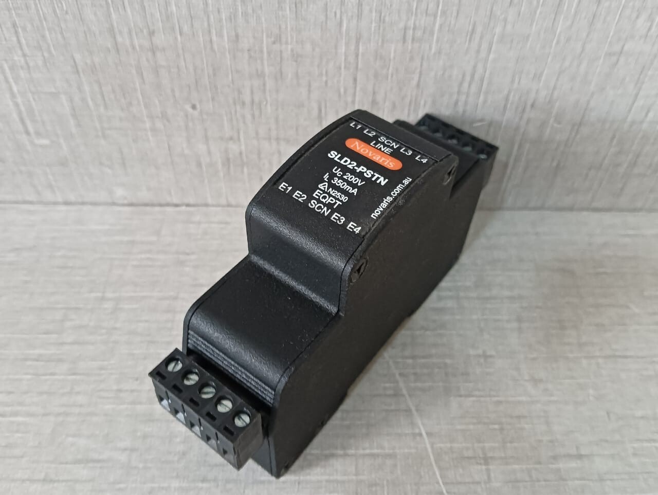 NOVARIS SLD2-PSTN NOVARIS SLD2-PSTN SLD Signal Line Protectors 7