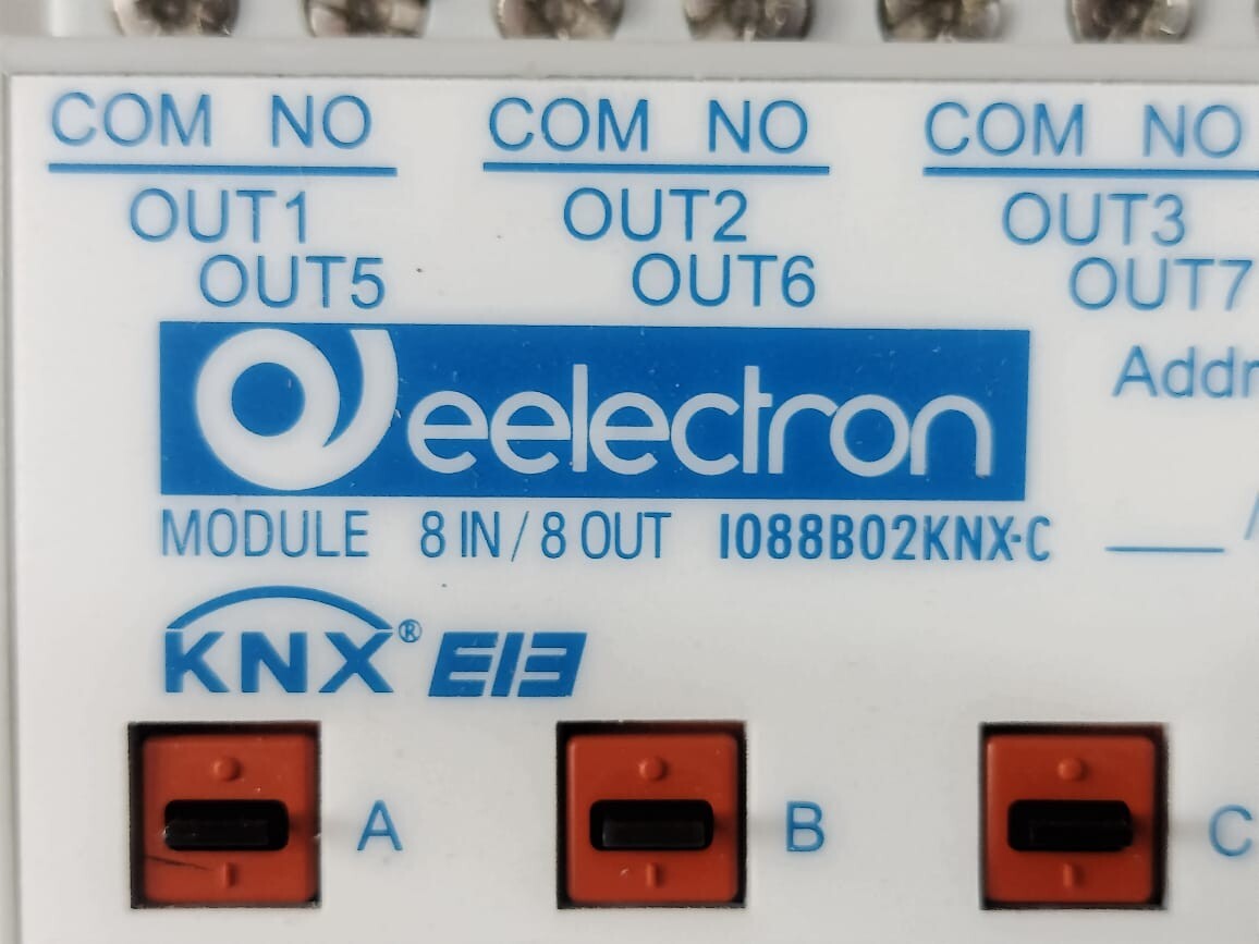 Eelectron IO88B02KNX-C EELECTRON IO88B02KNX-C 8in/8Out UNIVERSAL RELAY MODULE 2