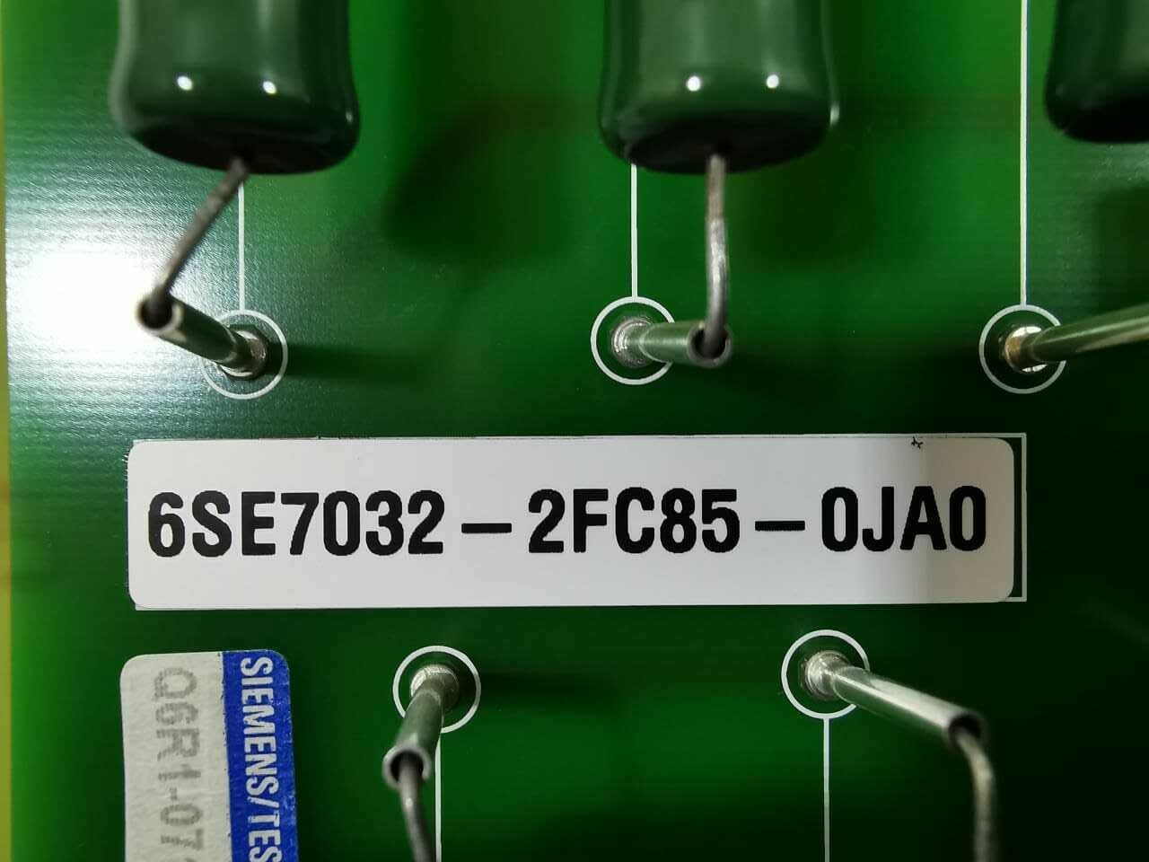 Siemens 6SE7032-2FC85-0JA0 SIEMENS 6SE7032-2FC85-0JA0 INDUSTRIAL CONTROL SYSTEM 4