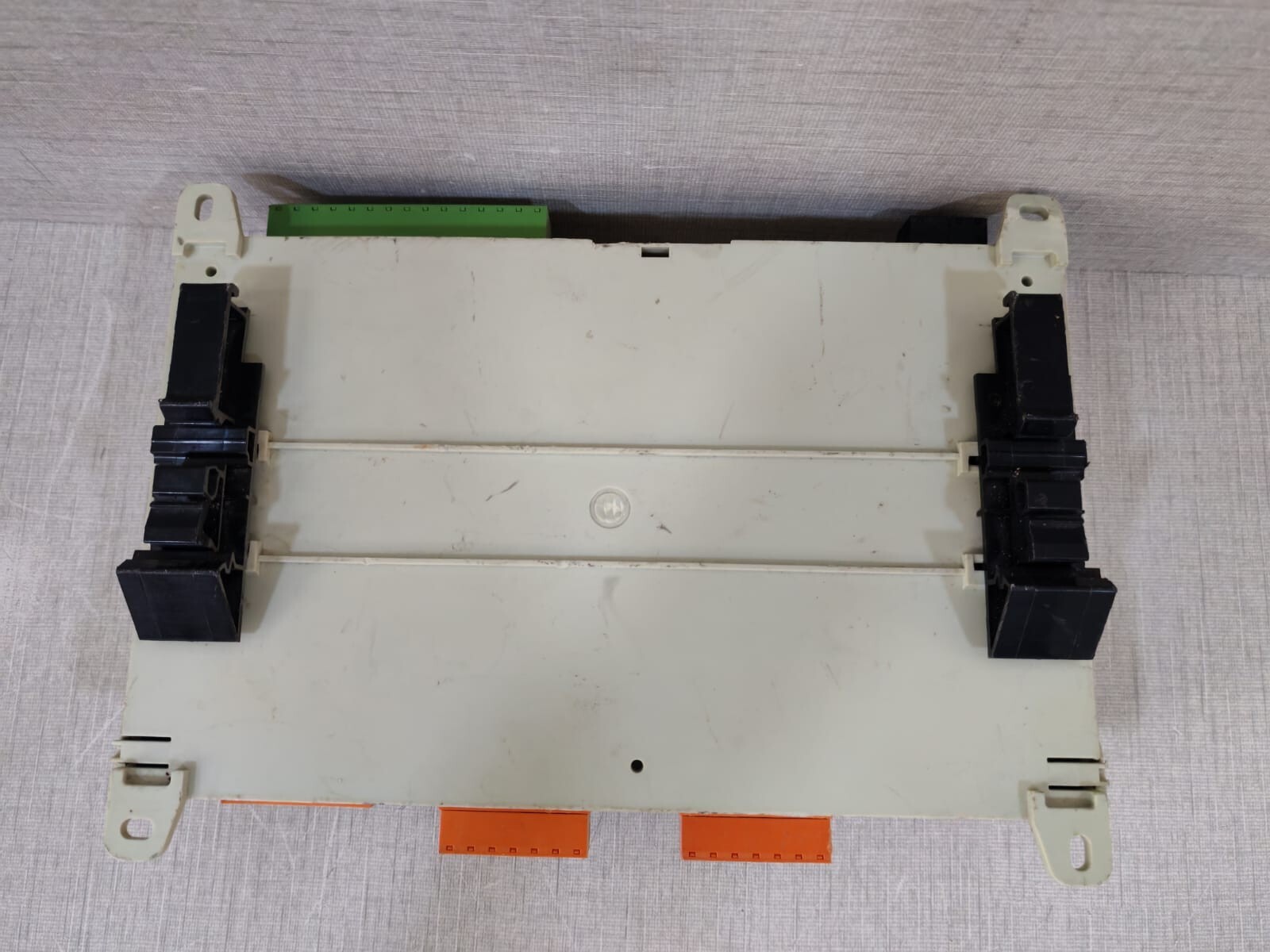 Honeywell CLTG38L11 Honeywell CENTRALINE CLTG38L11 HVAC TIGER CONTROLLER 5