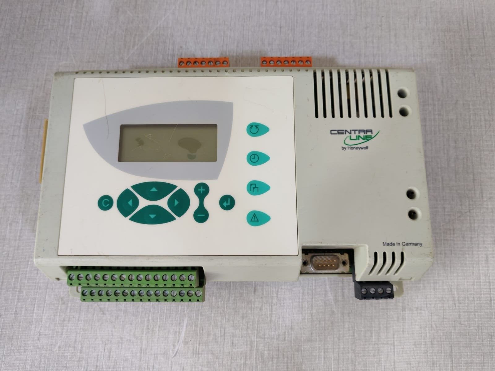 Honeywell CENTRALINE CLTG38L11 HVAC TIGER CONTROLLER