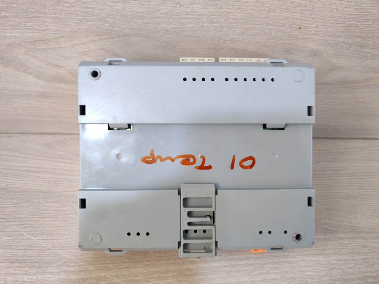 Siemens RWD62 SIEMENS RWD62 HVAC HUMIDITY CONTROLLER 7