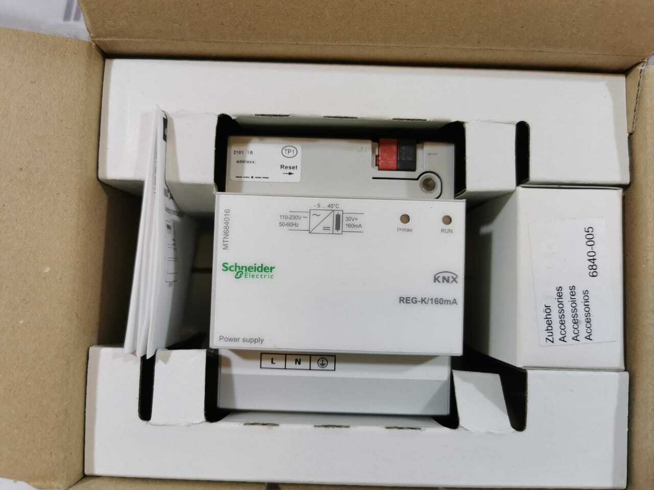 Schneider Electric MTN684016 Schneider Electric MTN684016 Power supply 3