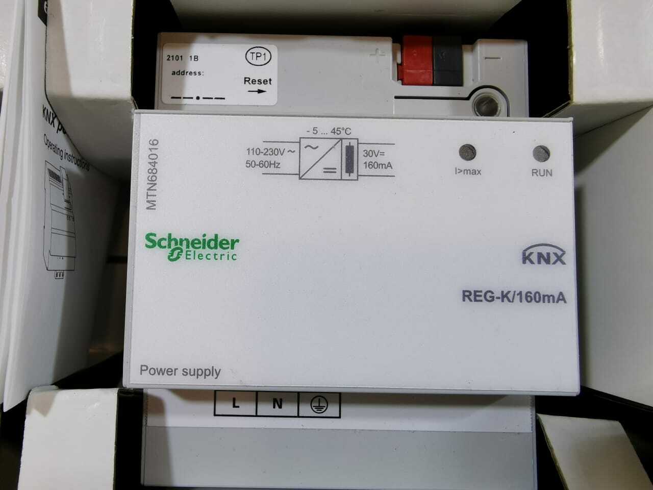 Schneider Electric MTN684016 Schneider Electric MTN684016 Power supply 5