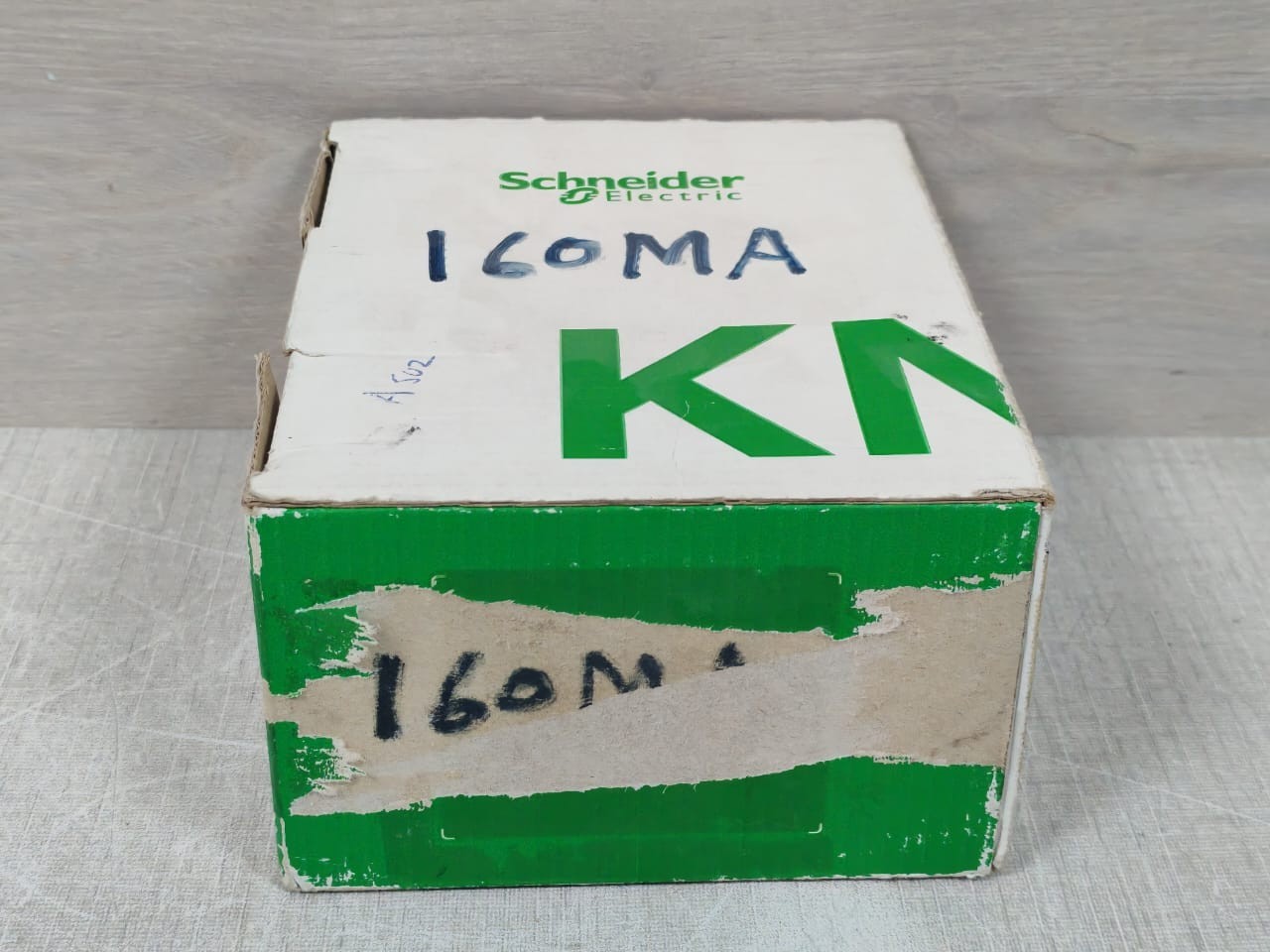 Schneider Electric MTN684016 Schneider Electric MTN684016 Power supply 6
