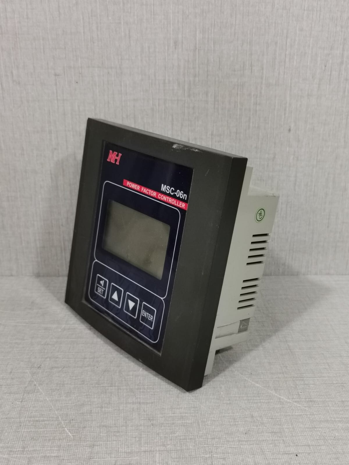 MH MSC-06n MH MSC-06n POWER FACTOR CONTROLLER 4