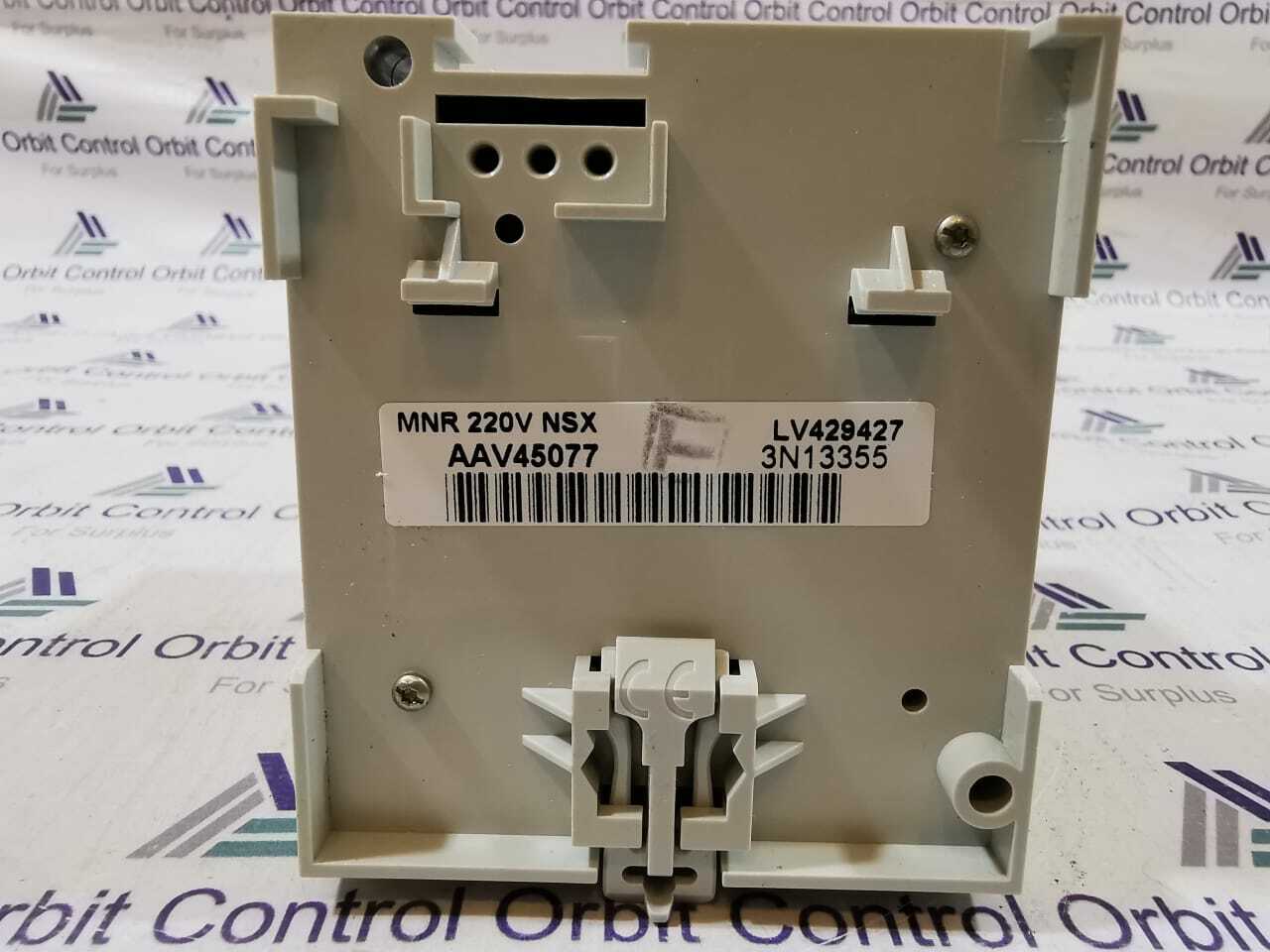 Schneider Electric LV429427 Schneider Electric LV429427 Delay Unit 313355 3