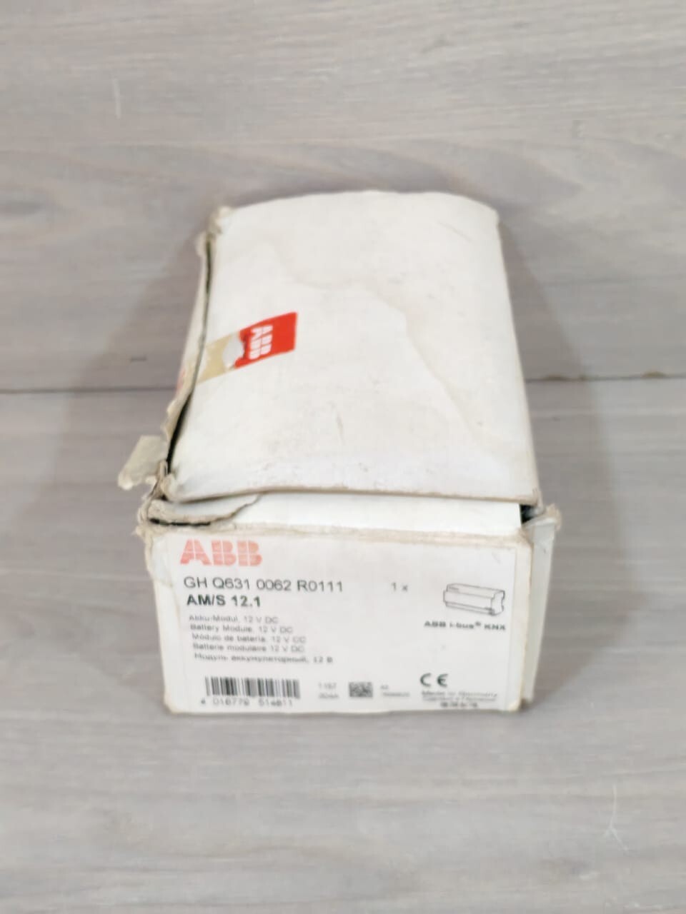 ABB GH Q631 0062 R0111 ABB AM/S 12.1 GH Q631 0062 R0111 BATTERY MODULE 12VDC 10