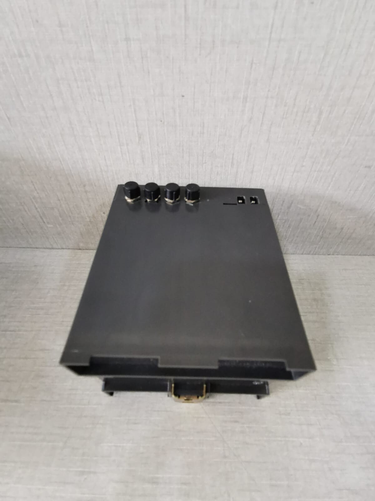 Siemens 7KE6000-8AJ/CC SIEMENS 7KE6000-8AJ/CC Sync-FO-Multiplexer DC110-250V;5W AC100-230V;16VA 45-65Hz 7
