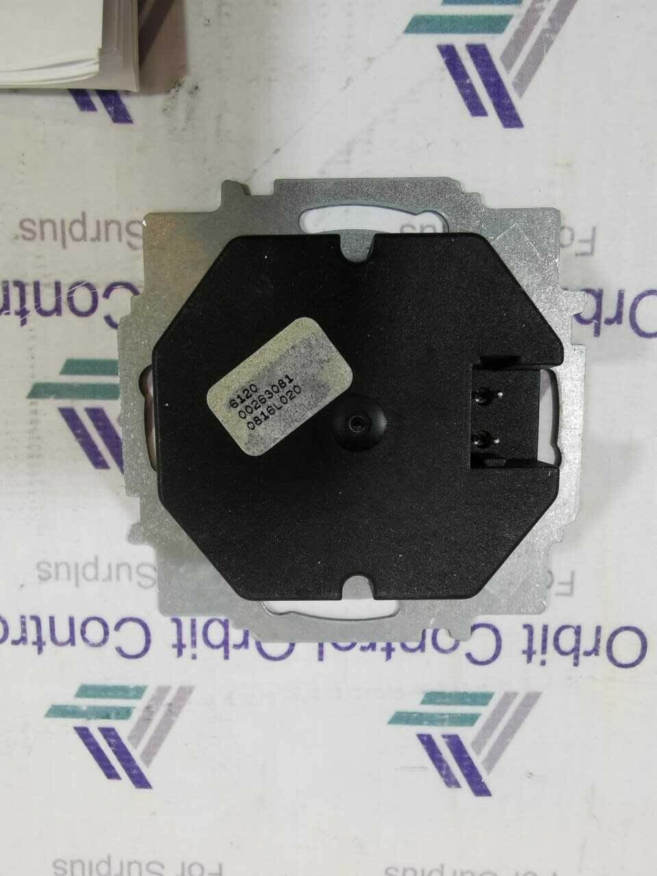 ABB 6120 U-102-500 ABB KNX 6120 U-102-500 Bus Coupler Unit 4