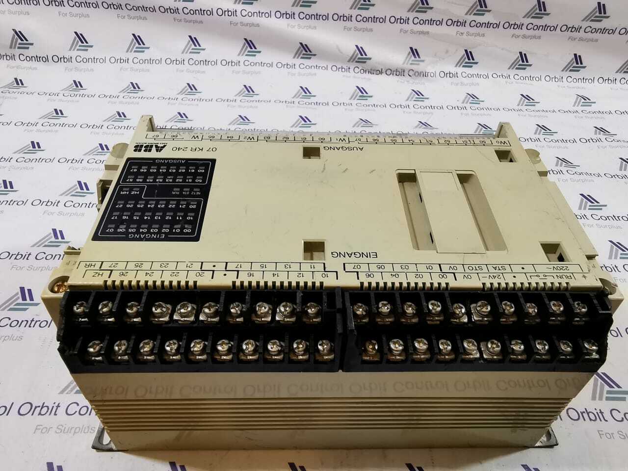 ABB KR-240 ABB 07 KR 240 /GJV3 0724 02 R1 -07 KR 240dR1 CONTROLLER 2