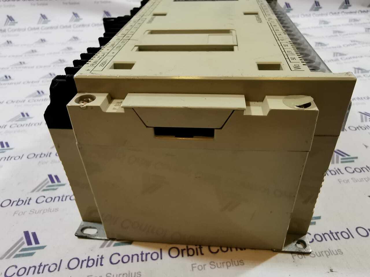 ABB KR-240 ABB 07 KR 240 /GJV3 0724 02 R1 -07 KR 240dR1 CONTROLLER 7