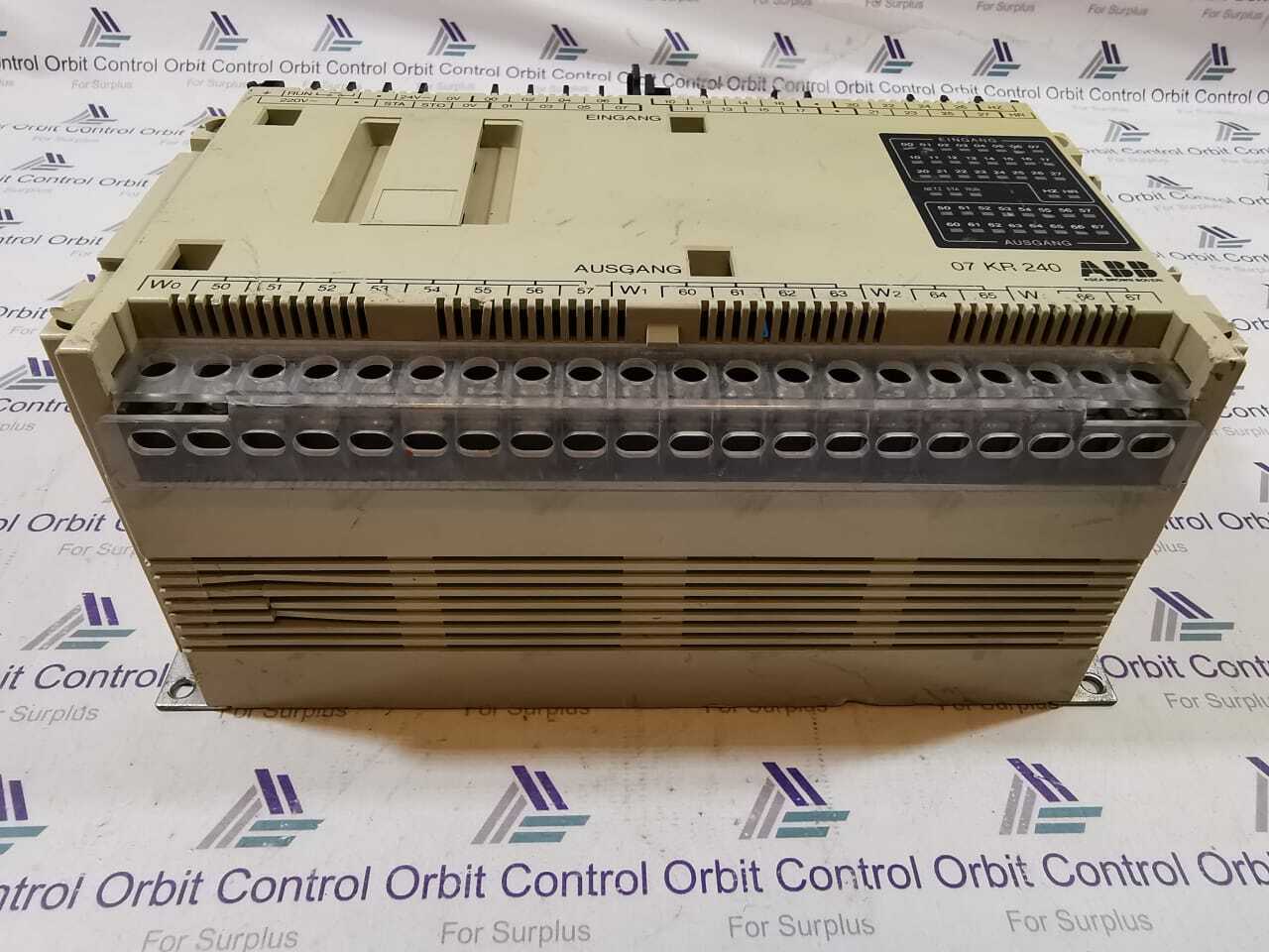 ABB KR-240 ABB 07 KR 240 /GJV3 0724 02 R1 -07 KR 240dR1 CONTROLLER 8