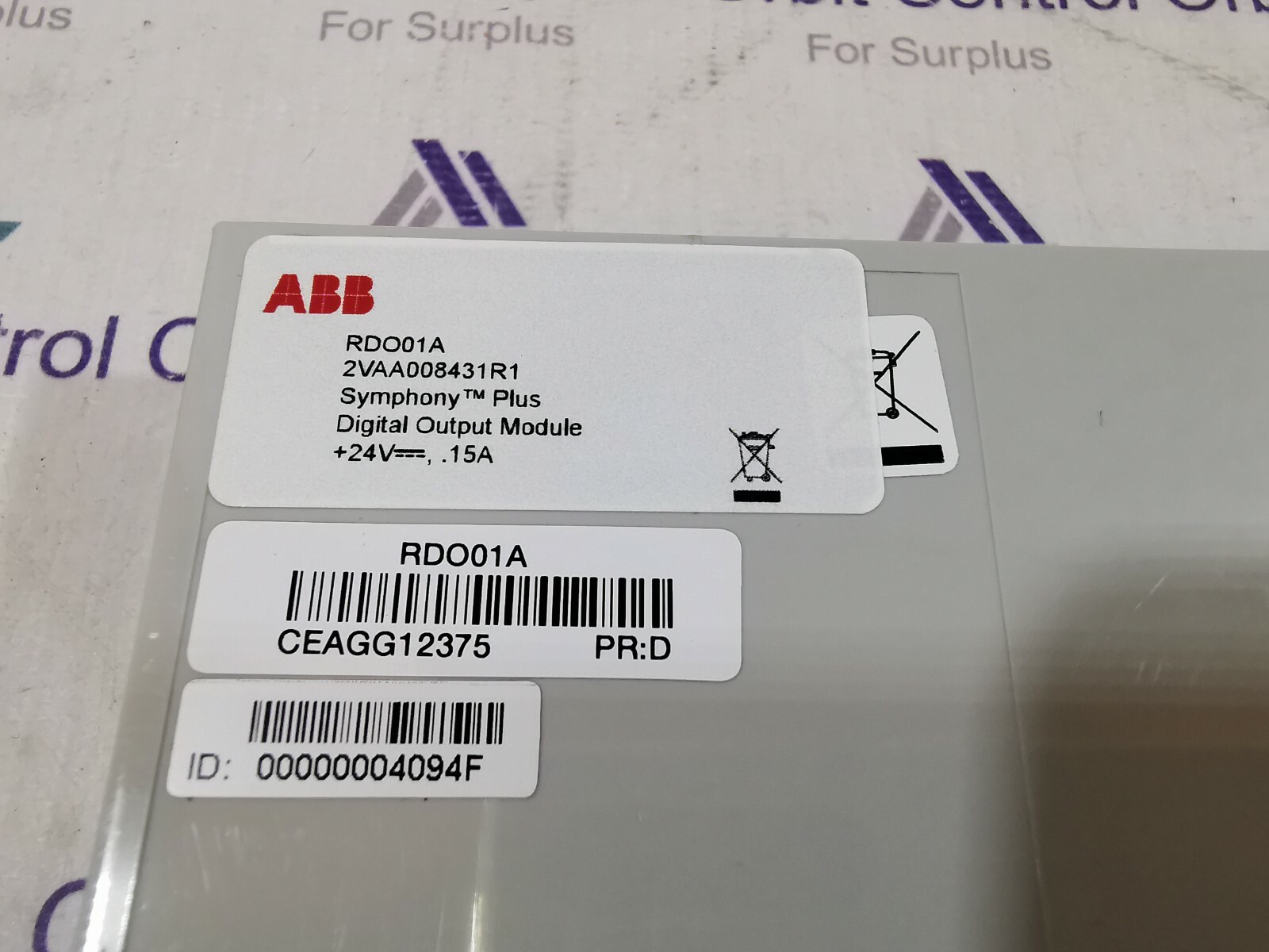 ABB RDO01A ABB RDO01A, 2VAA008431R11 Red. DO 16-CH, 24 VDC 15A Symphony Plus Digital output 7