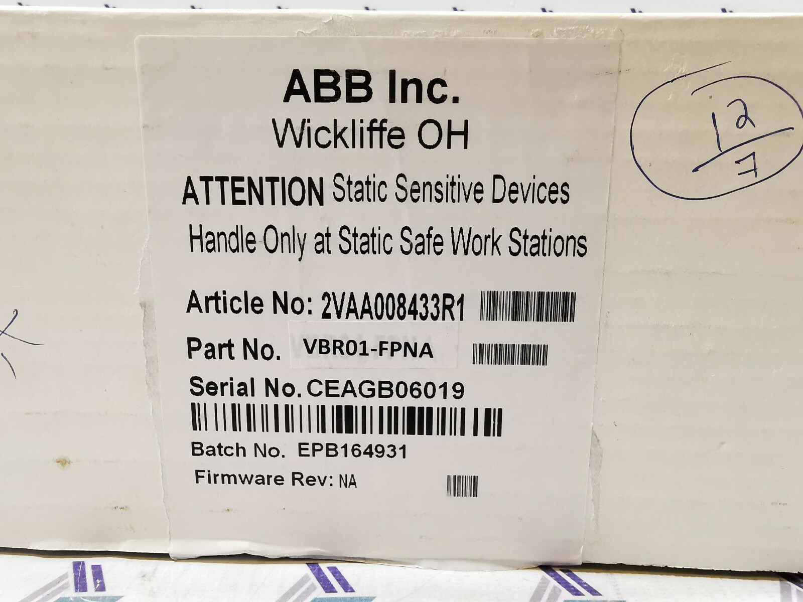 ABB VBR01-FPNA ABB VBR01-FPNA, 2VAA008433R1 Base Field Power Neutral Mtg Base 120VAC 24VDC 6A 2