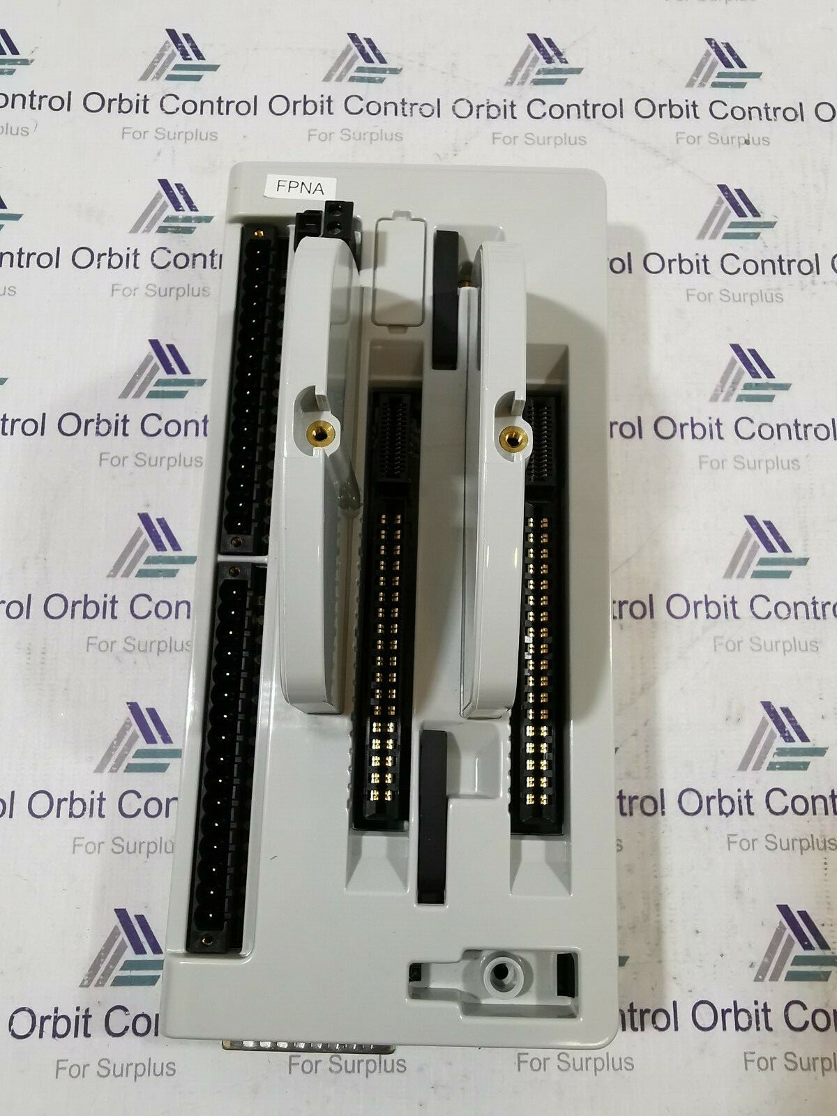 ABB VBR01-FPNA ABB VBR01-FPNA, 2VAA008433R1 Base Field Power Neutral Mtg Base 120VAC 24VDC 6A 4