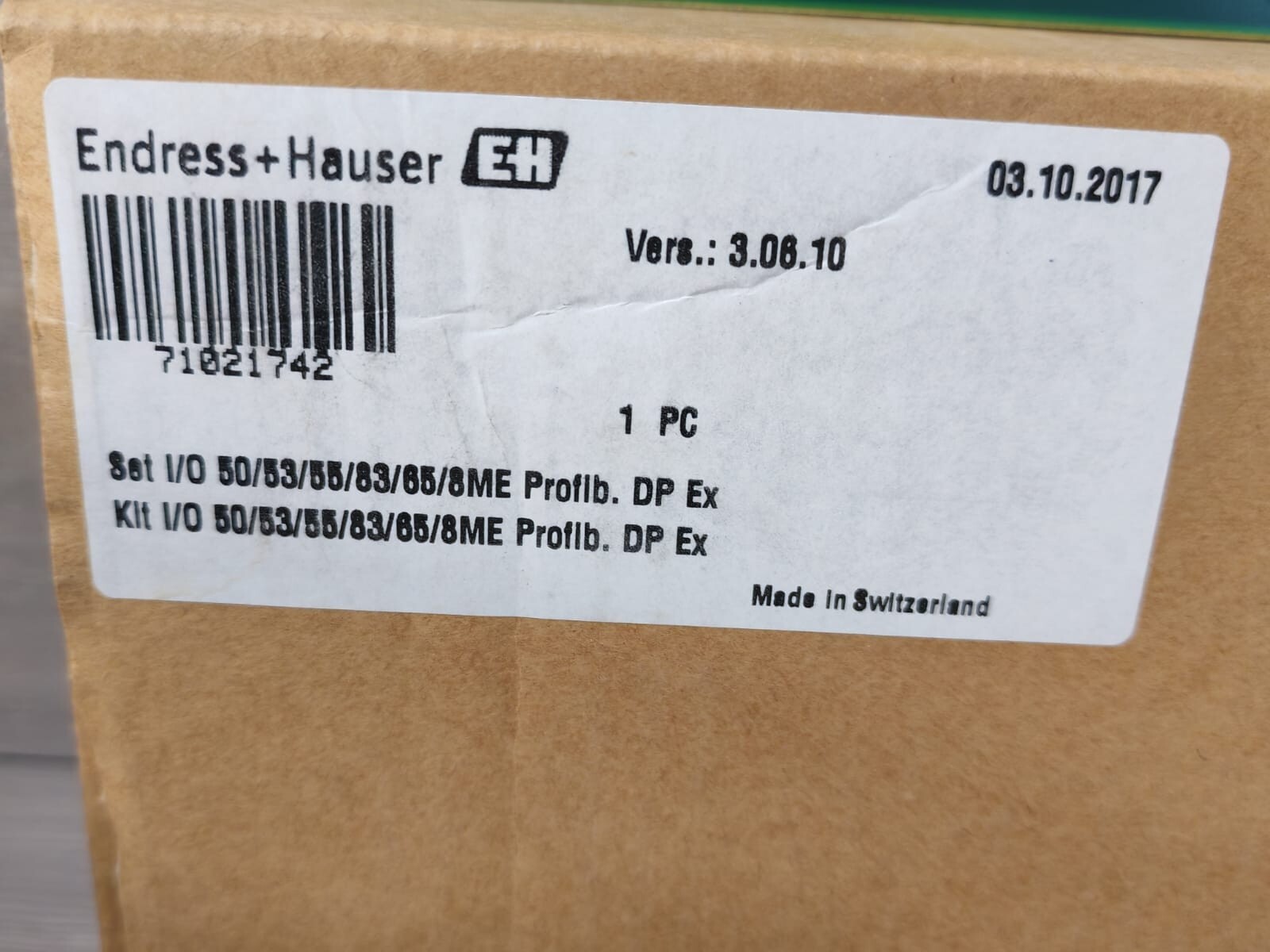 Endress+Hauser 71021742 Endress+Hauser 71021742 INPUT/OUTPUT MODULE PROFIBUS Version 3.06.10 2