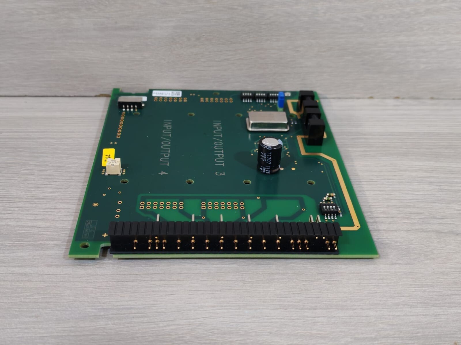 Endress+Hauser 71021742 Endress+Hauser 71021742 INPUT/OUTPUT MODULE PROFIBUS Version 3.06.10 6