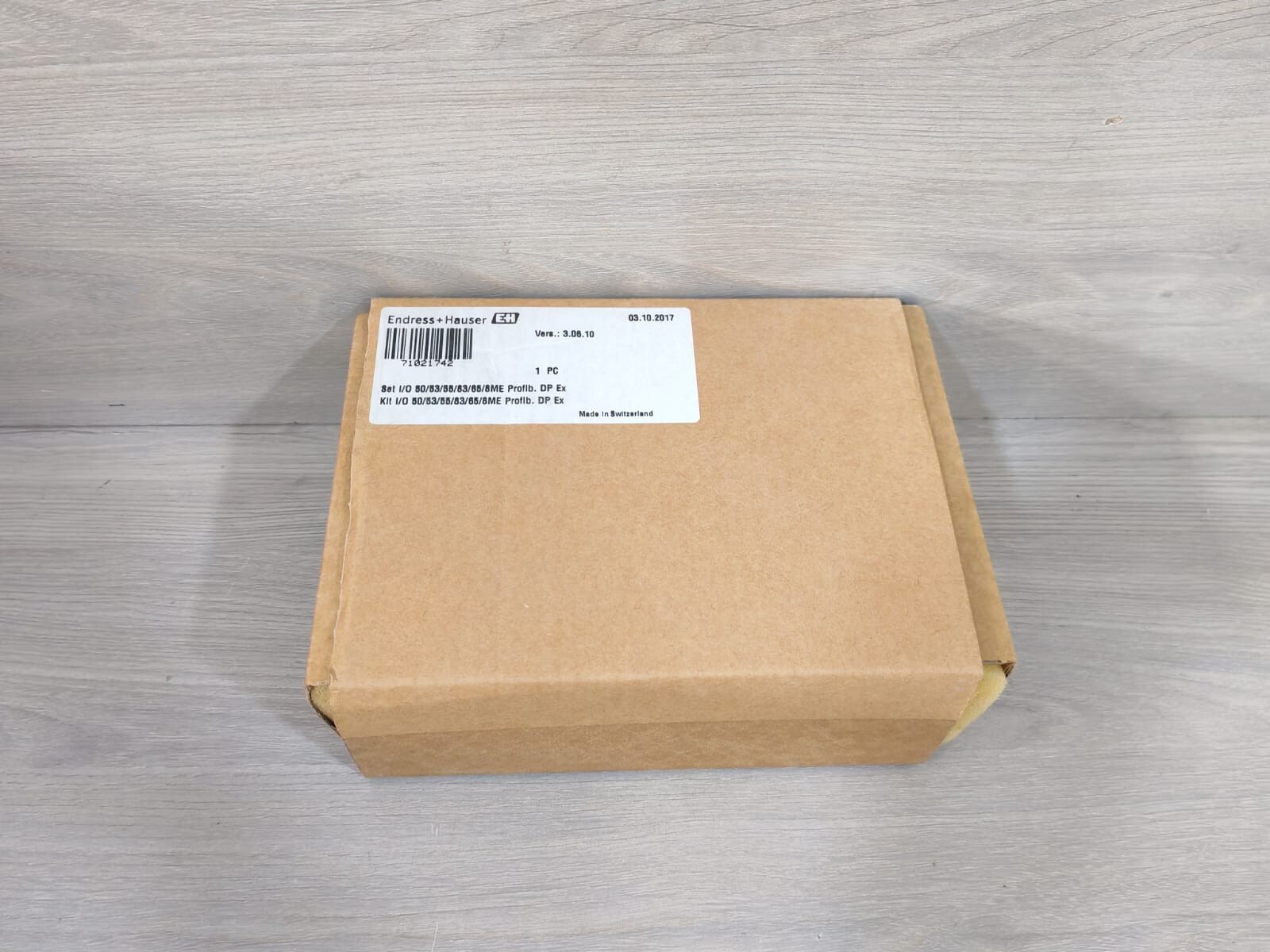 Endress+Hauser 71021742 Endress+Hauser 71021742 INPUT/OUTPUT MODULE PROFIBUS Version 3.06.10 9
