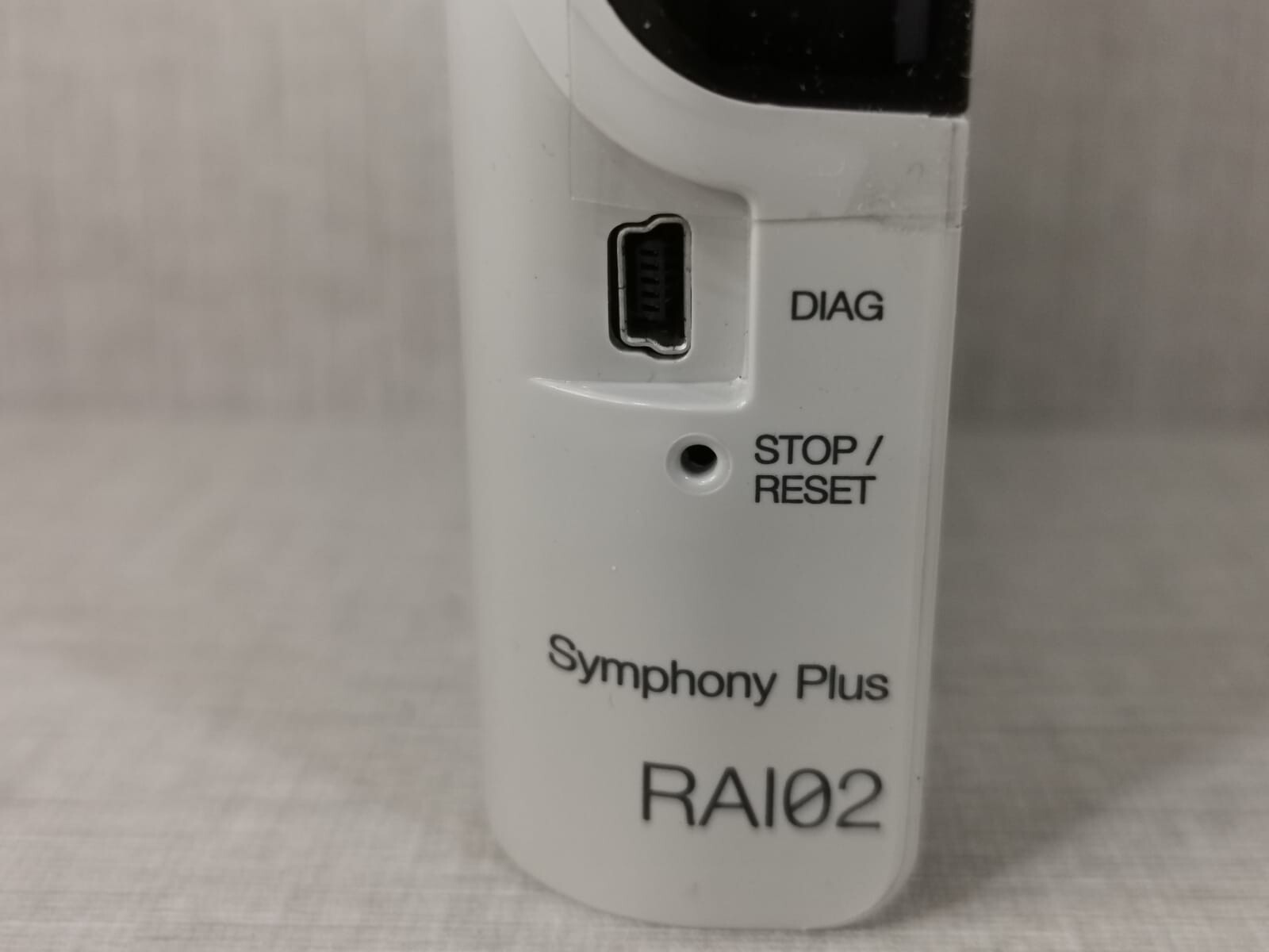 ABB 2VAA008427R1 ABB RAI02A 2VAA008427R11 Symphony Plus Redundant Analog Input Module 3