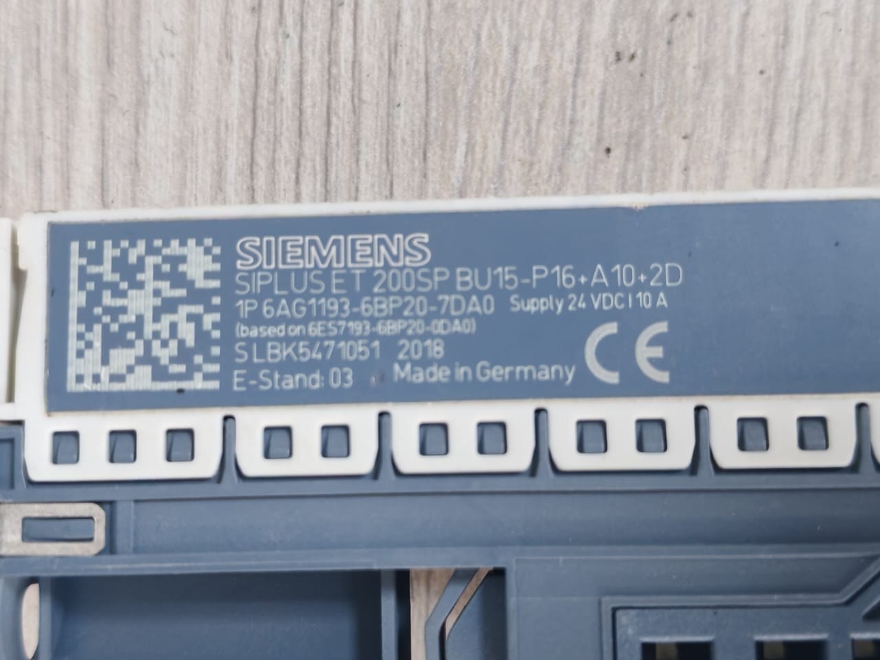 SIEMENS 6AG1193-6BP20-7DA0 SIEMENS SIPLUS ET 200SP 1P 6AG1193-6BP20-7DA0 Supply 24VDC 8