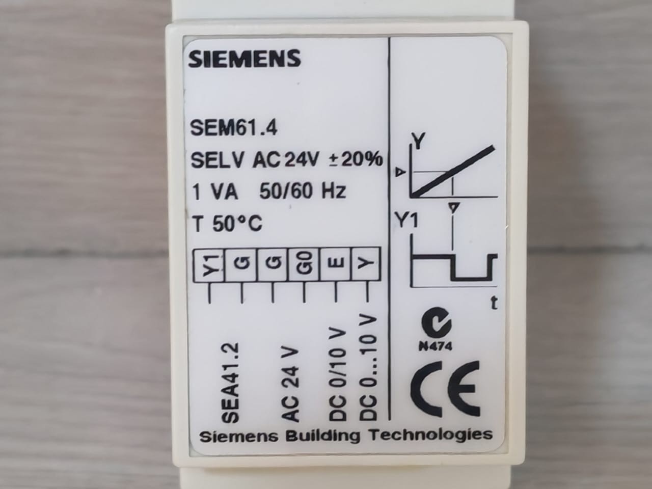 Siemens SEM61.4 SIEMENS SEM61.4 Signal Converter 3