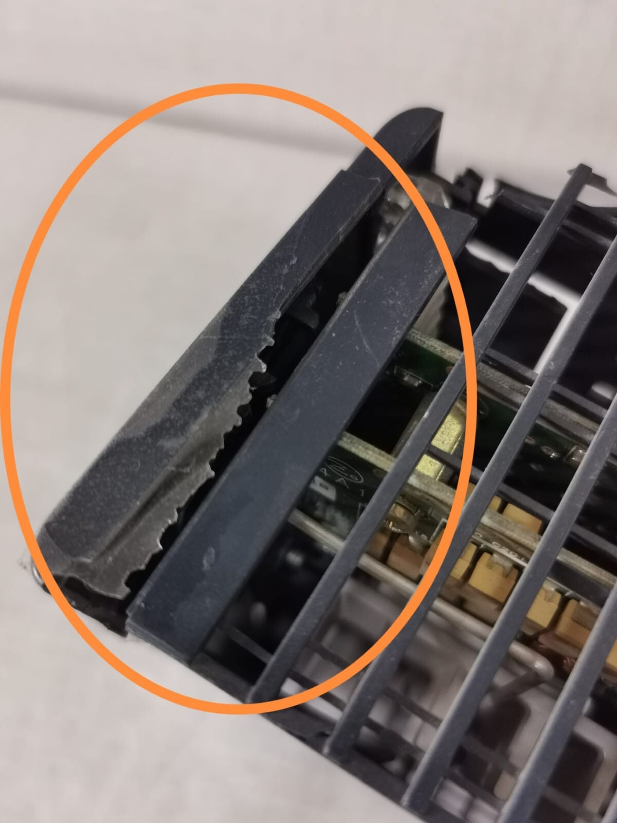 GE FANUC IC695CPU310-DK GE FANUC CPU310 SYSTEM IC695CPU310-DK TWO SERIAL PORTS RX3i - Broken Case 8